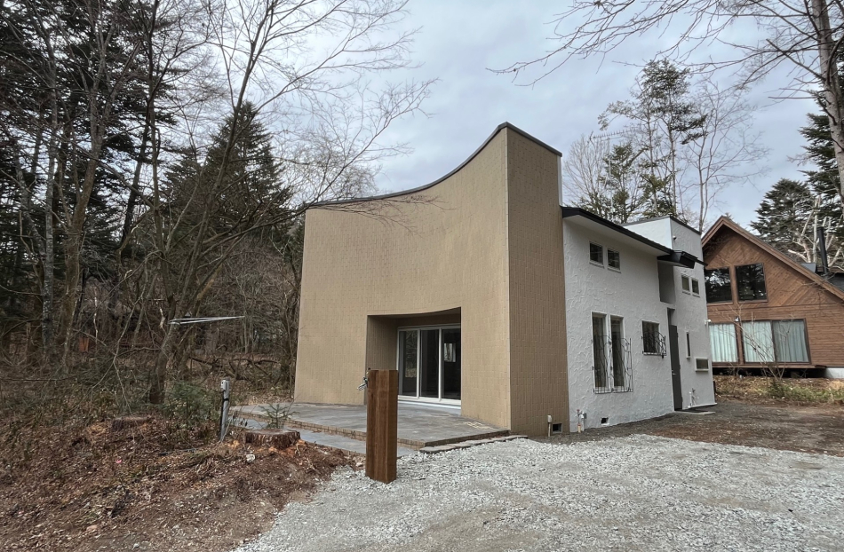 千ヶ滝別荘地 西区 せせらぎの里　建物　星野エリア(トンボの湯)まで徒歩18分(約1.4㎞)　平坦地に建つリノベーション実施済の戸建